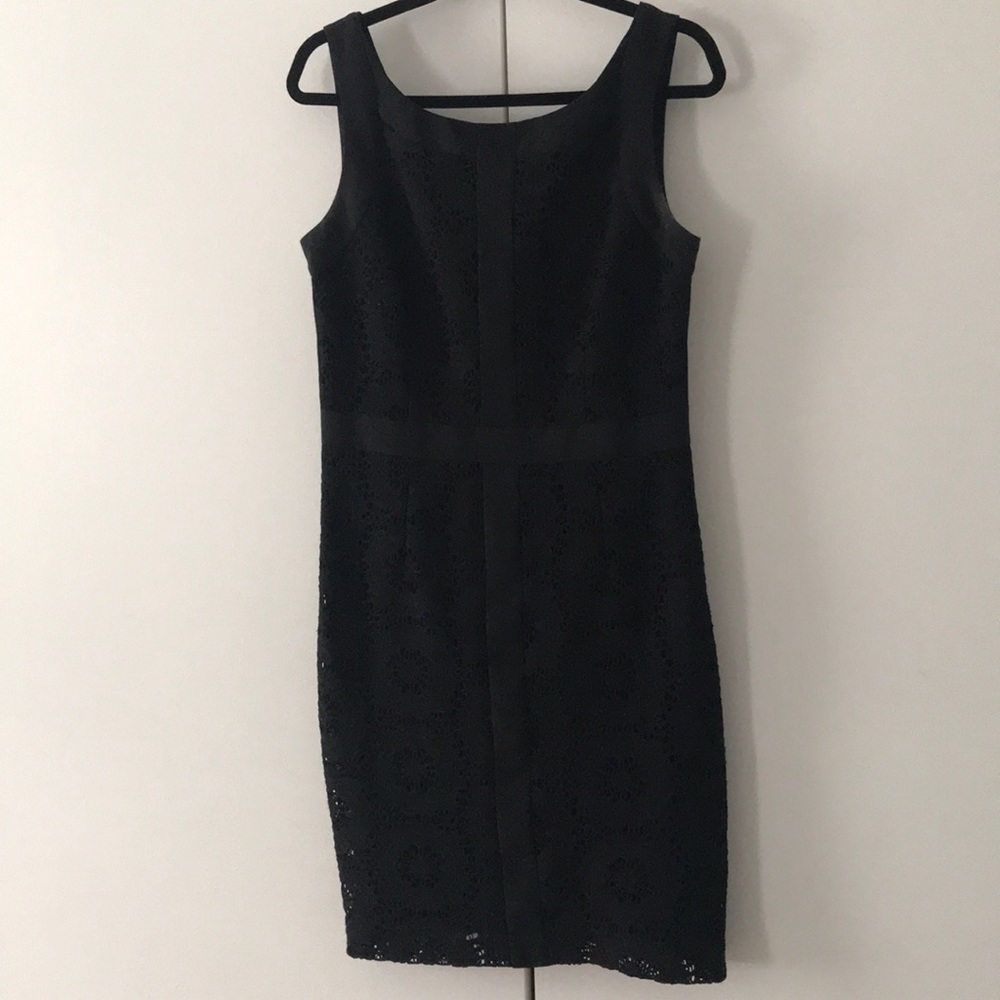 Ellen Tracy crochet shift dress